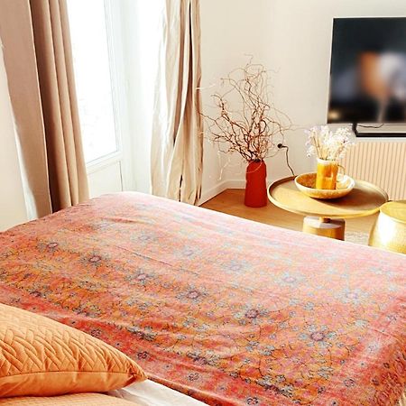 Le Boheme ⸱ Stationnement Gratuit ⸱ Fibre Lägenhet Déols Exteriör bild