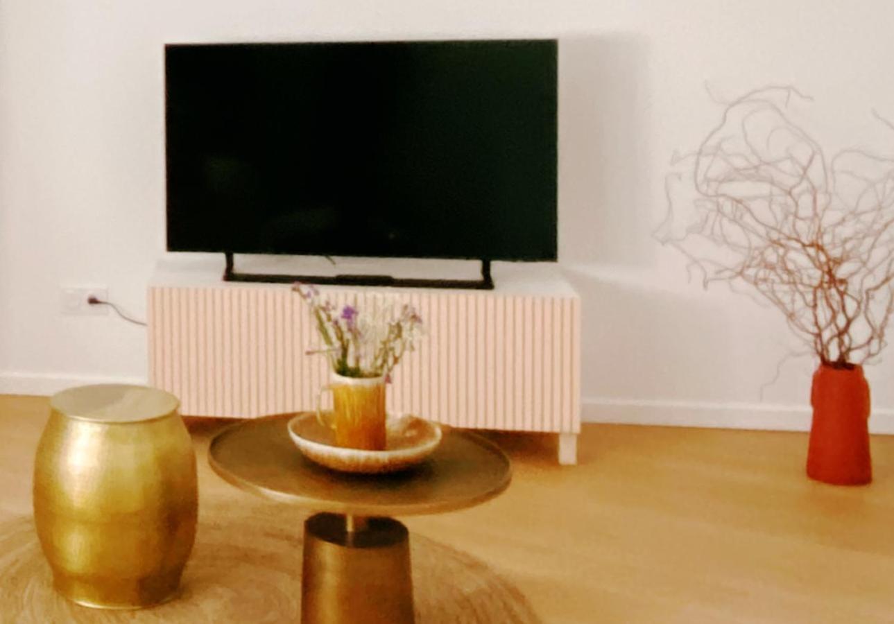 Le Boheme ⸱ Stationnement Gratuit ⸱ Fibre Lägenhet Déols Exteriör bild